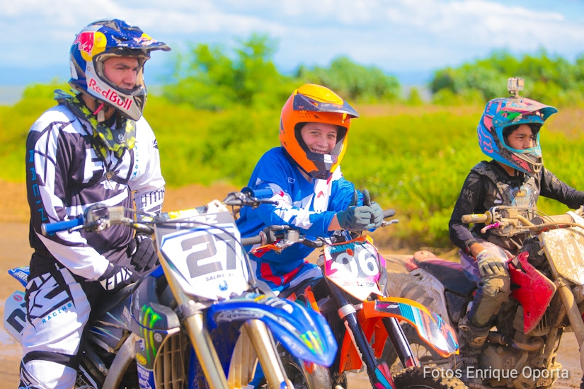 MOTOCROSS